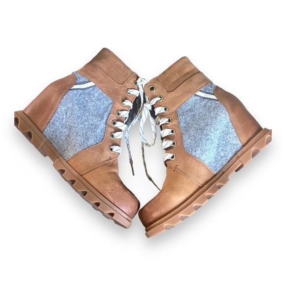 Sorel Joan of Arctic Wedge III Lexie Waterproof Boot Taffy/Gum 2 Sz 9.5 - Picture 1 of 5